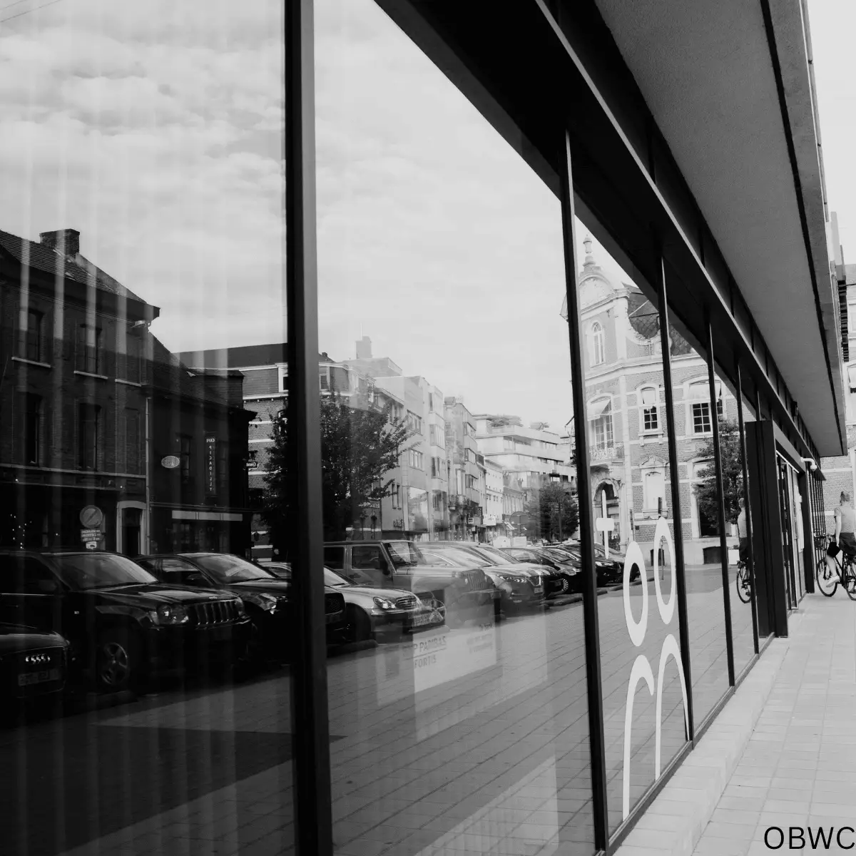 Ocean Breeze Ocean Breeze Window Cleaning clean and sparkly shop windows